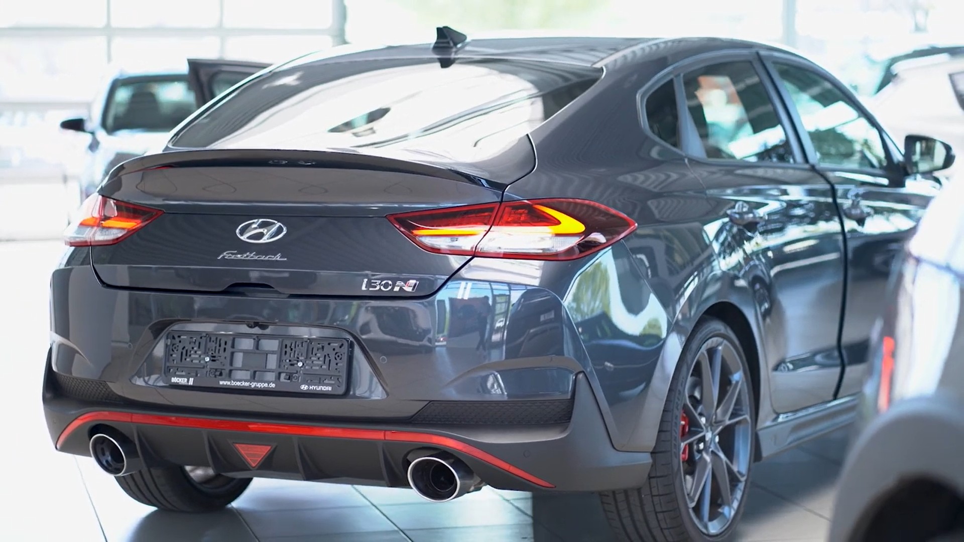 Video: Hyundai i30 Fastback N Performance